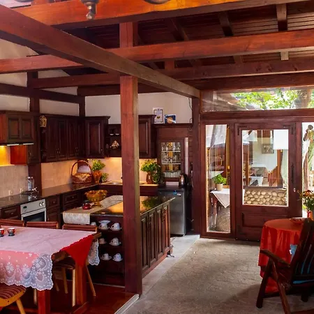 Grancharova Pensjonat 3*